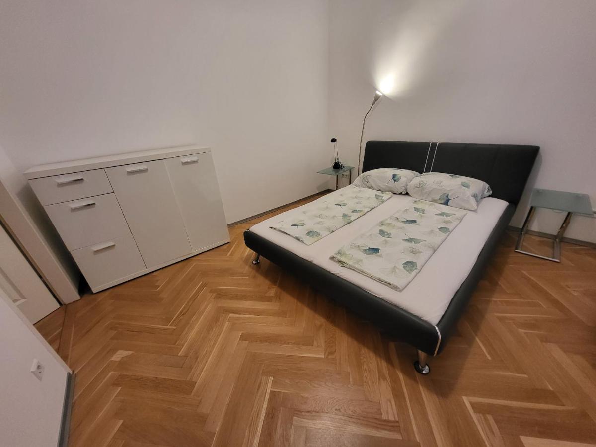 Cozynite Premium Apartment Hundertwasser Вена Экстерьер фото